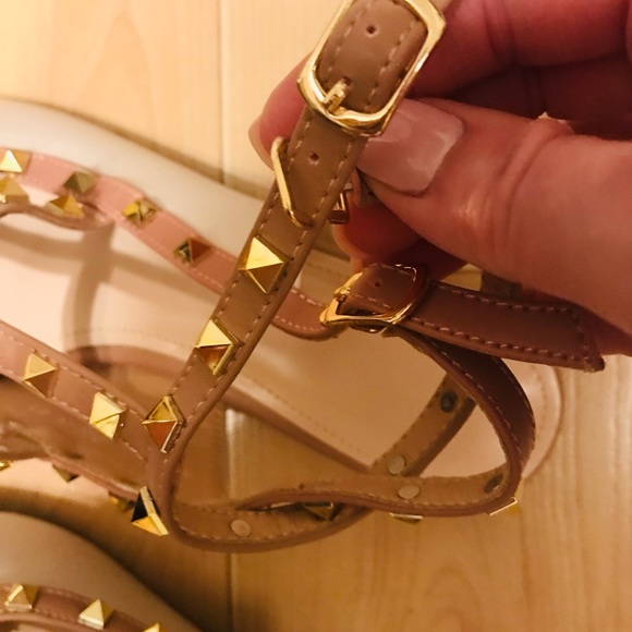 NWB Cream, pink & gold strappy flat sandals - Picture 5 of 7